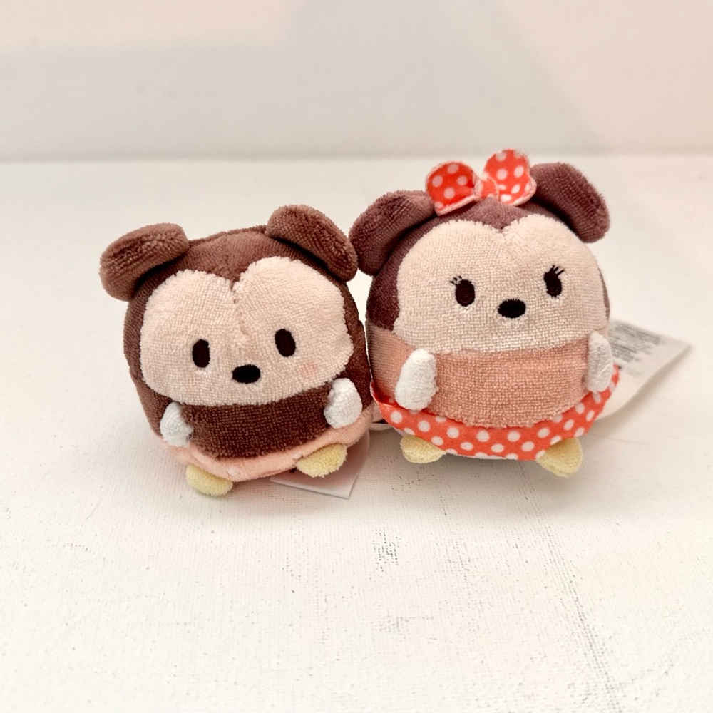 1️⃣ Disney’s Ufufy Mickey and Minnie Plush Set
